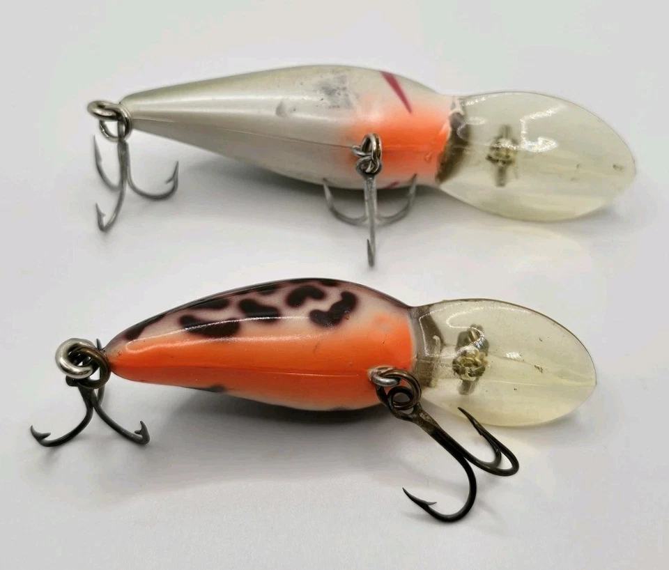 Señuelos de pesca BOMBER Crankbait Bass - Rose Tiger, Shad Lote de 2 de colección Foto 4 de 4