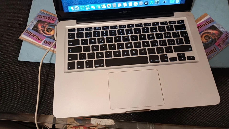 Macbook Pro A1278 2010 13,3" CORE DUO 2,6Ghz 4gb 128gb nvme Mac Osx catalina - Immagine 2 di 4