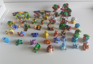 Konvolut Ü Eier Sammelfiguren Puzzle verschiedene Serien mit div. BPZ