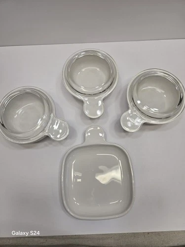 Vintage Corning Ware  P-150-B 15 Oz Grab It Dish & Pyrex Lid & Square  P-185-B