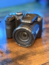 Fujifilm FinePix S4800 16MP Digital Camera 30x Optical Zoom w/ Batteries