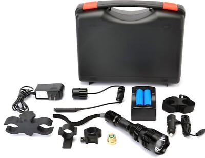 Cyclops VB 250 Scope Mounted Coyote Predator Light with Accessories & Hard Case