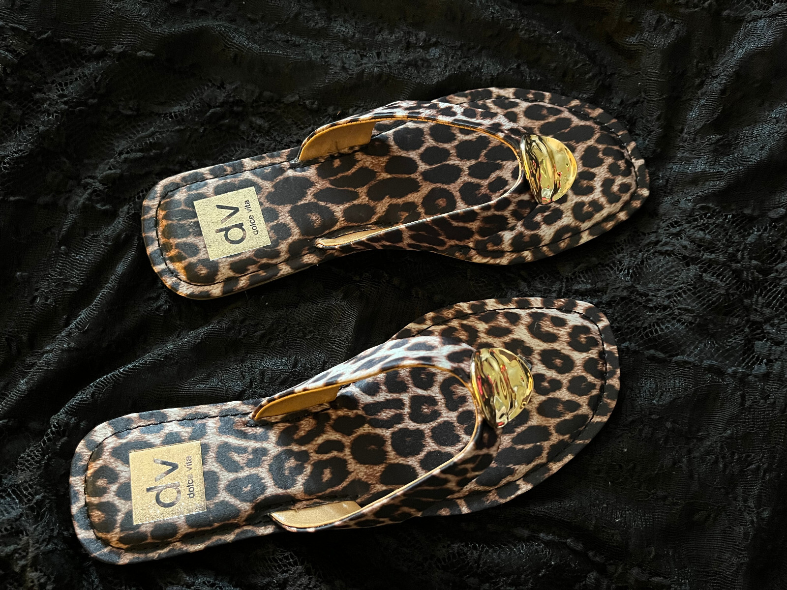 PANTOFOLA D’ORO Sandali Dolce Vita 9 5 regular leopardati tanga slide oro accento ballerine