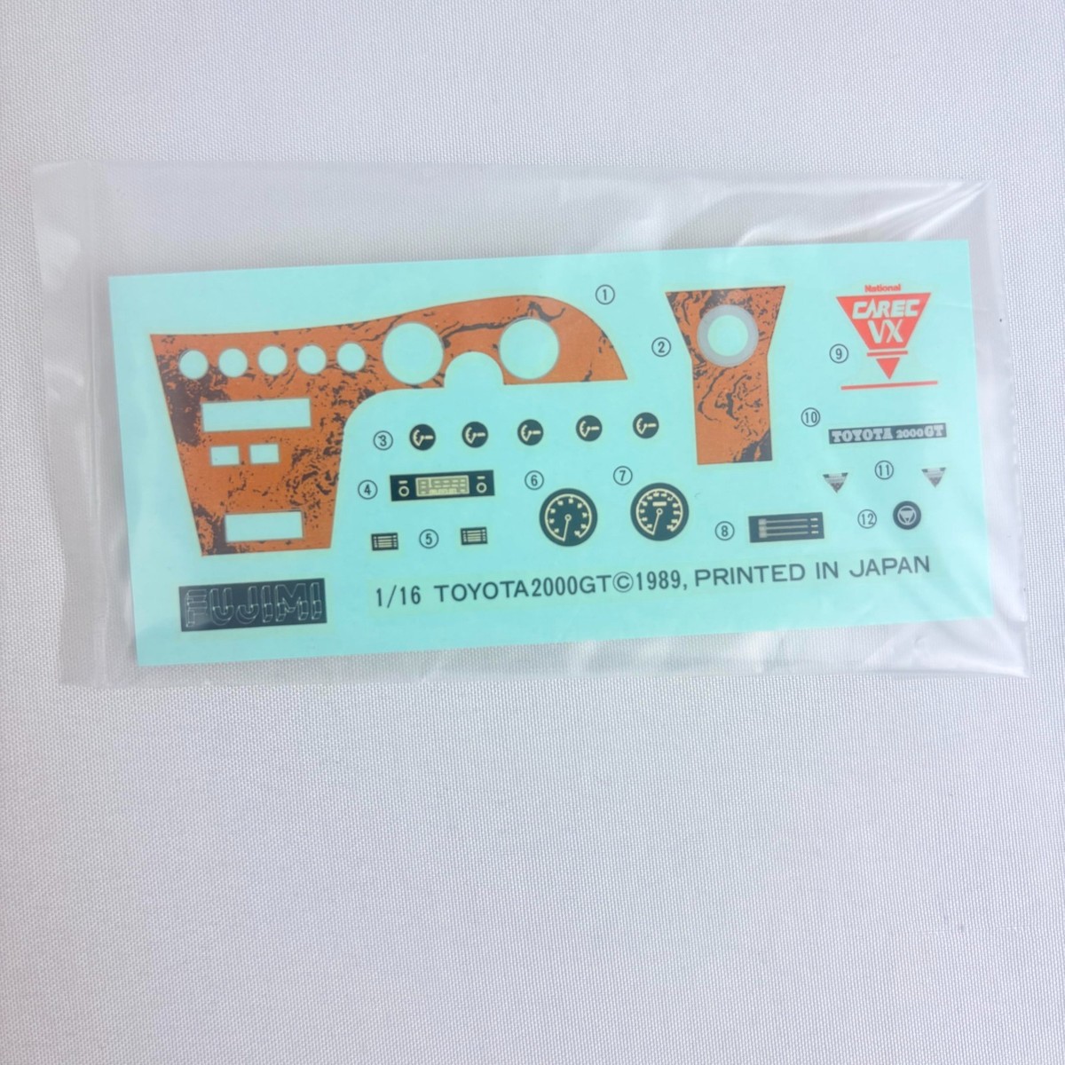 Fujimi 1/16 Toyota 2000GT Plastic Model Kit Unassembled Vintage 