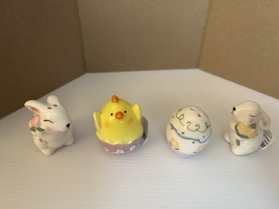 Cracker Barrel Easter salt Pepper shaker lot of 4 egg bunny bunnies nwt