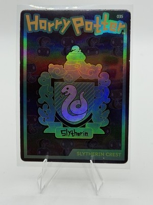 2023 Head Start Harry Potter Slytherin Crest Holofoil Refractor Card 035￼