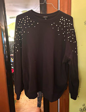 Torrid Women s Black Crewneck Pullover Sweatshirt Studded Gemstone Shoulder Sz 1