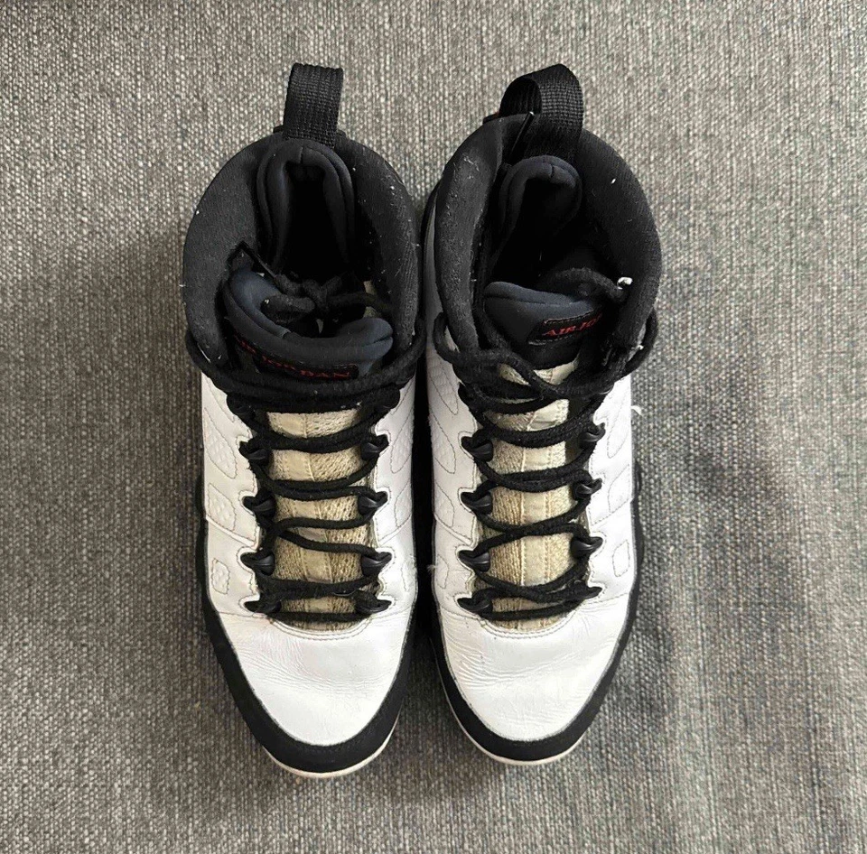 Talla 9.5 - Jordan 9 Retro Space Jam 2016 Foto 3 de 4