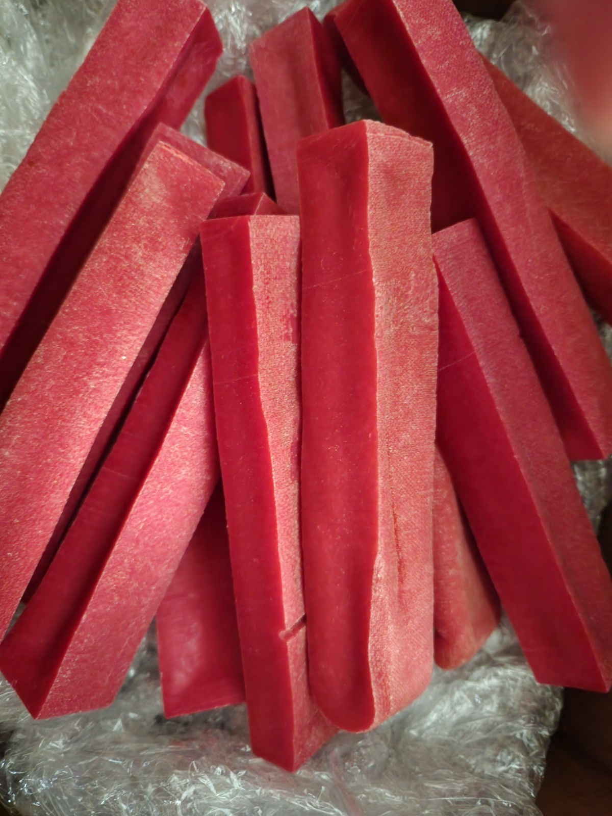 Himalayan Chew Bones for Dogs, Raspberry Flavor, 6-7inches long, 2 Chews!