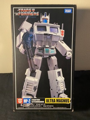 Transformers MasterPiece Ultra Magnus Cybertron City commander MP-2 Authentic
