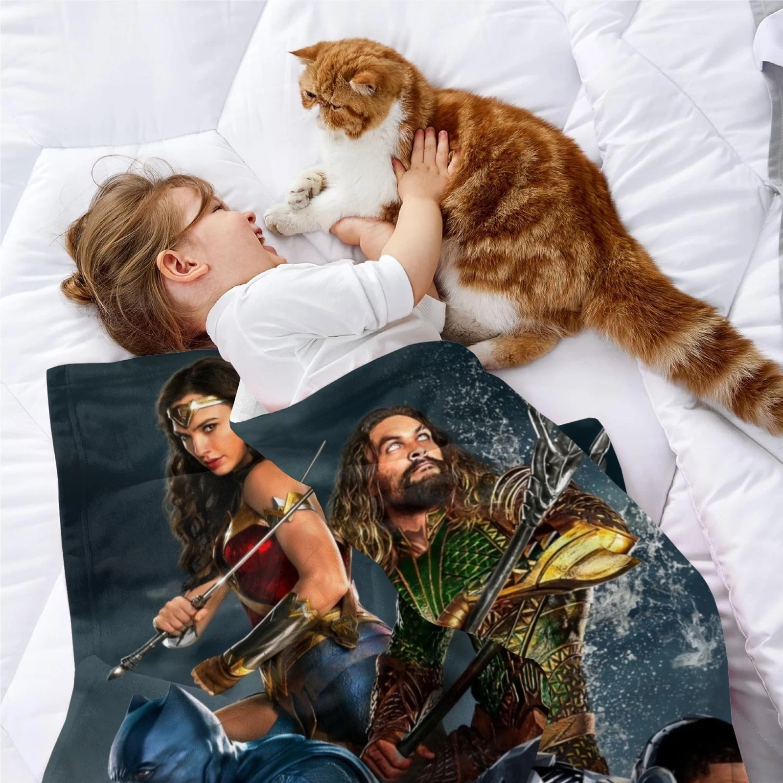 Justice League Flannel Blanket, Soft Bed and Sofa Throw