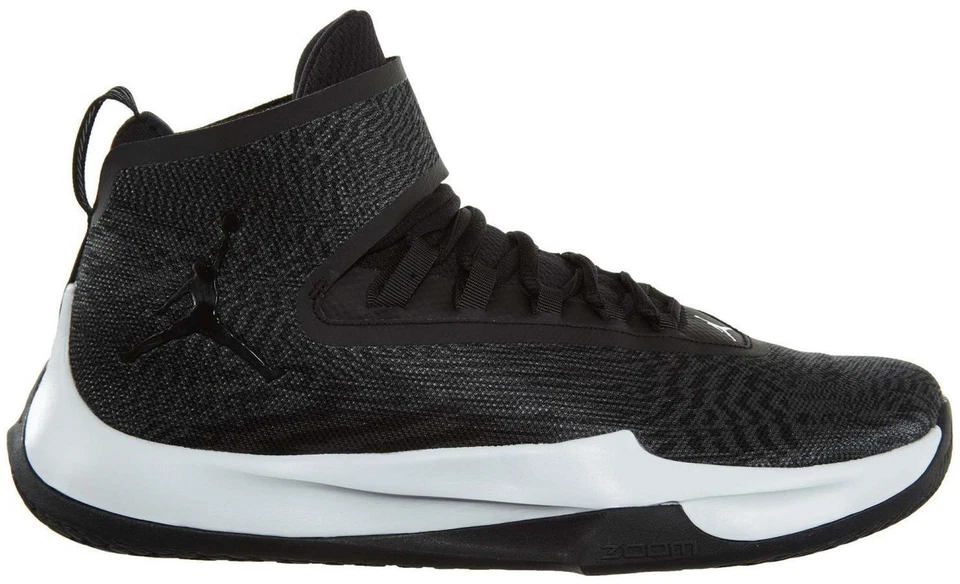 Jordan Fly 无限黑色炭灰色