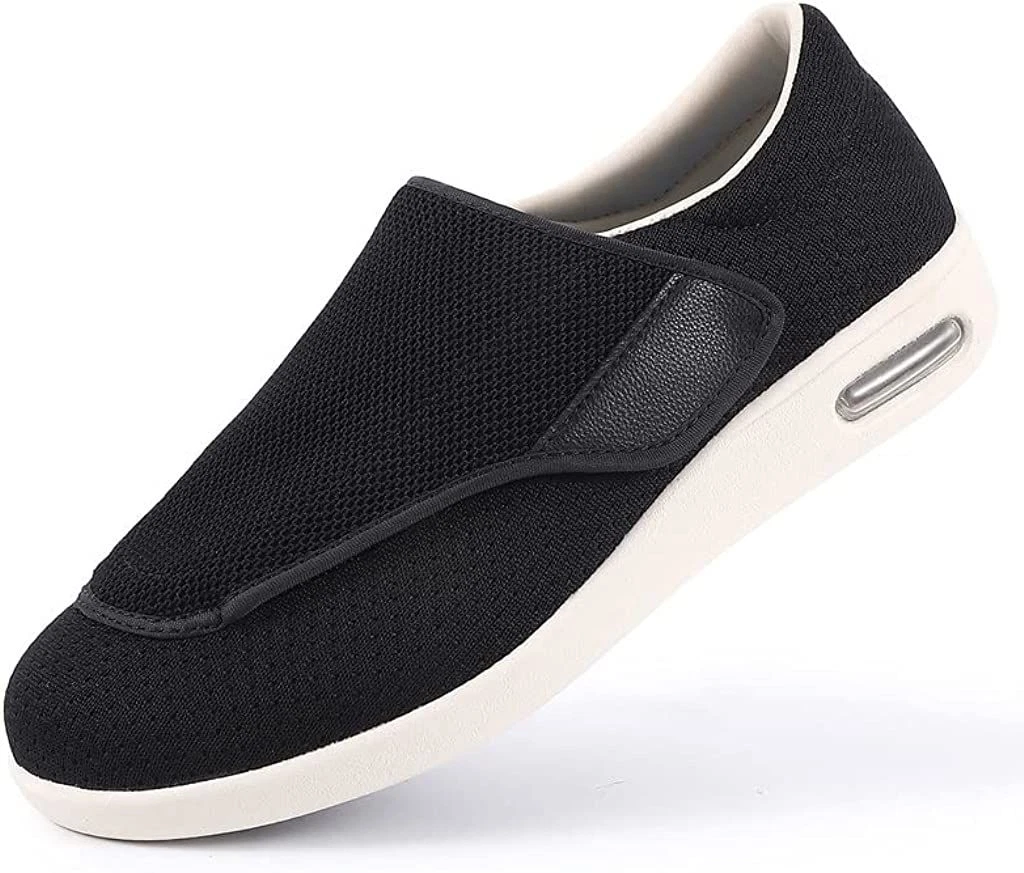 Mens diabetic best sale slippers wide width