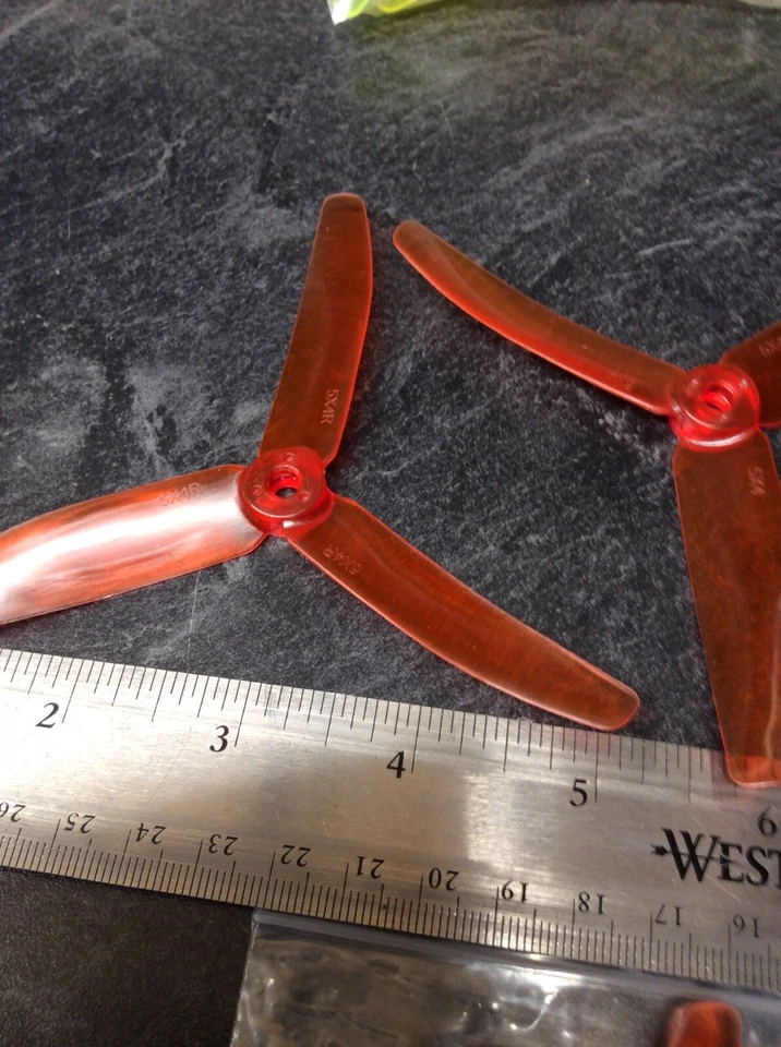 DYS Props FPVP1000RE {2pc.5x4/2pc.5x4R} NewInPack USA Shipped - Image 2 of 4