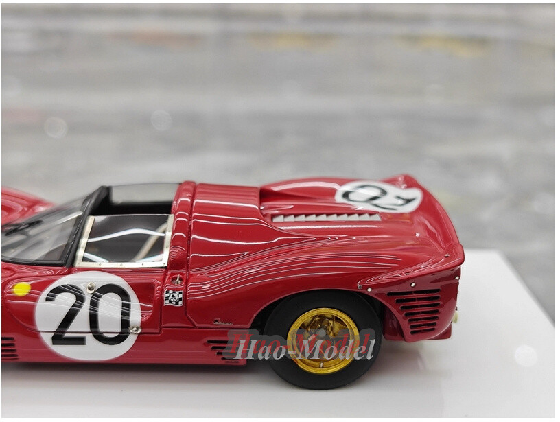 DMH 1:43 Ferrari 330P4 Retro style Limited Resin Diecast