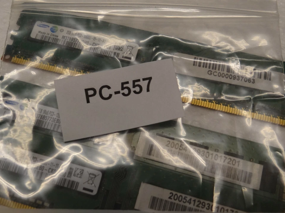 Arbeitsspeicher Samsung 3x2GB 2x M378b5773EBO 1x M378b5773DHO PC-557 - Bild 4 von 4