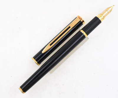 Waterman s Gentleman Executive Fountain Pen Black Lacquer W/ 18K M Nib
