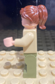 Lego Star Wars Female Resistance Soldier Minifigure from set 75103