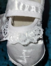 ANGEL'S NEW BAPTISM WHT SATIN MARY JANE - EMBROIDERED CROSS-/ LACE Size 2 infant