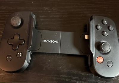 Black Backbone One Controller for iPhone - Lightning 