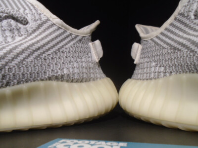 Yeezy Boost 350 V2 ホワイト/グレー YEEZY BOOST 350 V2 - スニーカーショップSKIT
