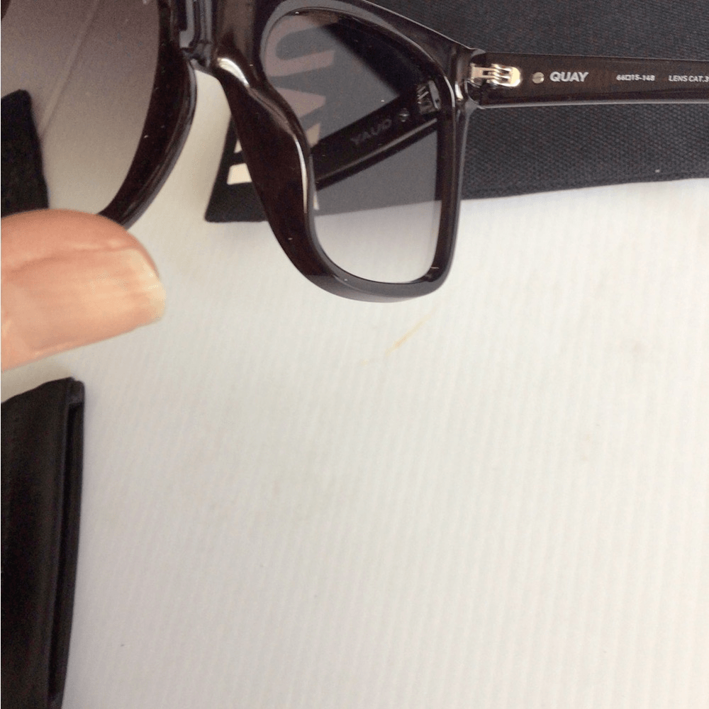 NEW ! Rare Quay Australia After Party Sunglasses chocolate berry NEW ! Rare Quay Australia After Party Sunglasses chocolate  main image 4
