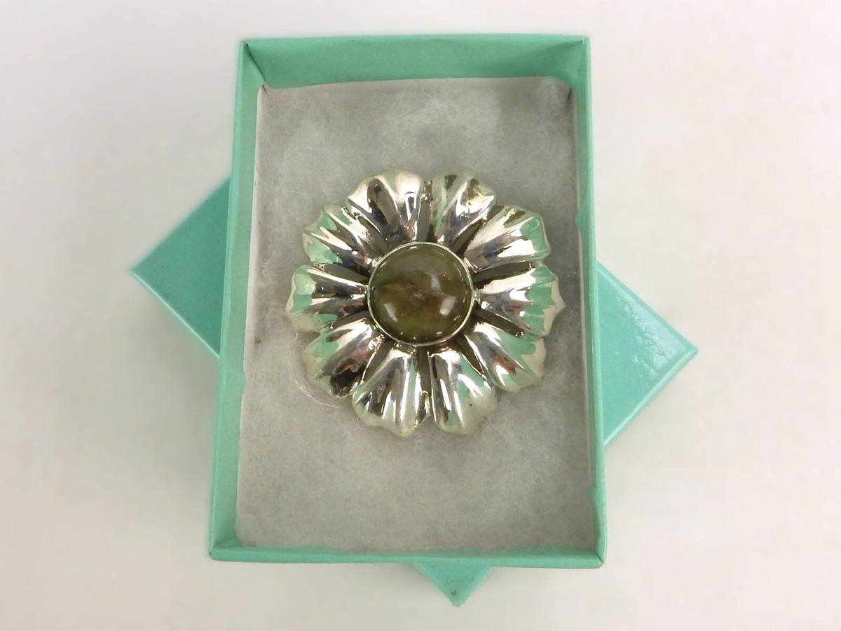 925 Ireland Sterling Brooch/Pin/Pendant, Flower w/Connemara