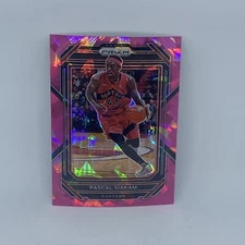 2022-23 Panini Prizm #29 Pascal Siakam Pink cracked Ice Toronto Raptors card