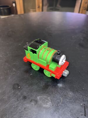 Thomas Take N Play~Trains~PERCY Metal Green Engine~Pre-Owned