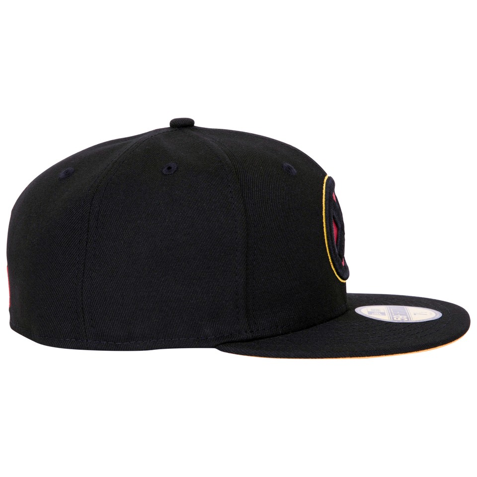 New Era Batman Classic Logo 59Fifty Cappello aderente Nero, Nero, 7 1/8, Nero, 7.125