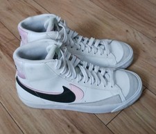 Nike Shoes Size 5Y Blazer Mid77 SE White Arctic Punch Shoe Woman Sz US 6.5