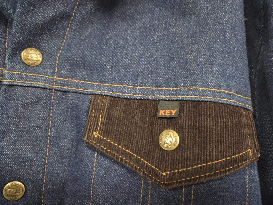 VINTAGE DENIM CHORE JACKET KEY CORDUROY COLLAR BLANKET LINED SIZE 46 DEADSTOCK?? - Image 3 of 4
