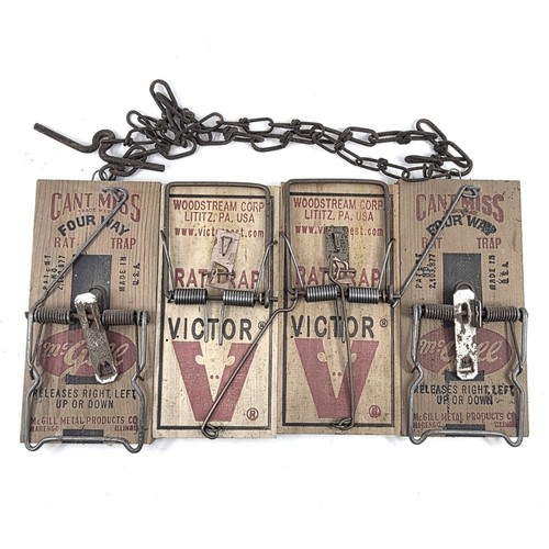 Vintage Rat Trap Lot Victor Woodstream McGill Cant Miss Four Way Wood Metal USA