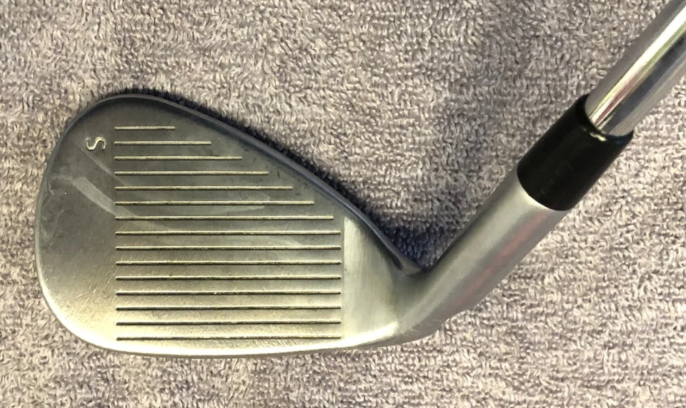 PING G400 Green DOT Sand Wedge, RH, TTXP S300 Steel, GP Split Grip 50%, 9-10 - Image 3 of 4