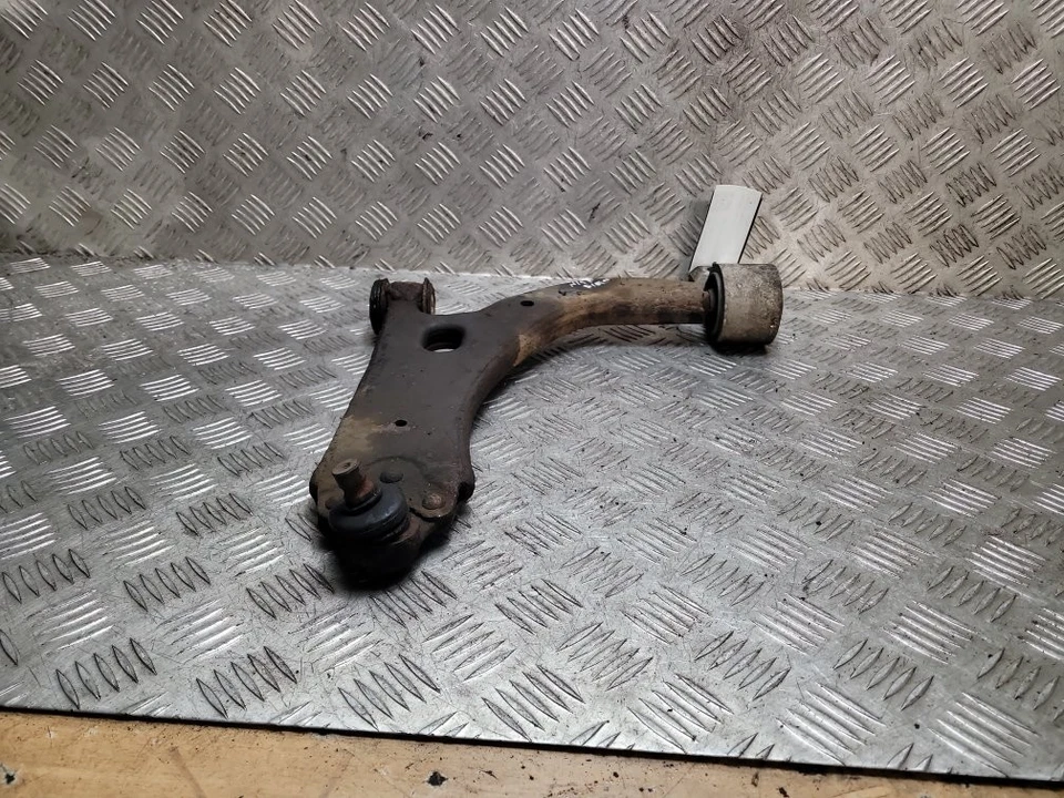 FORD FIESTA MK6 5DR 2002-2008 1.25 PETROL FRONT WISHBONE PASSENGER SIDE LEFT - Image 3 of 4