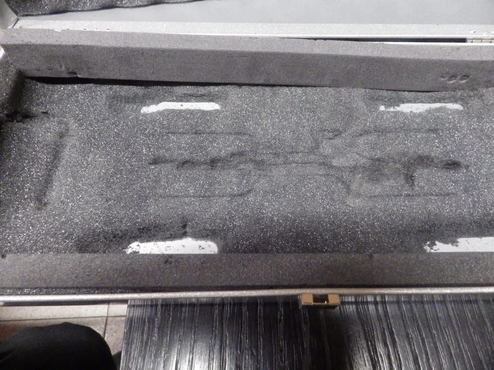 MARKLIN N.1952 SERIE MUSEO MERCEDES BENZ 300 SL 1/16 - Immagine 4 di 4