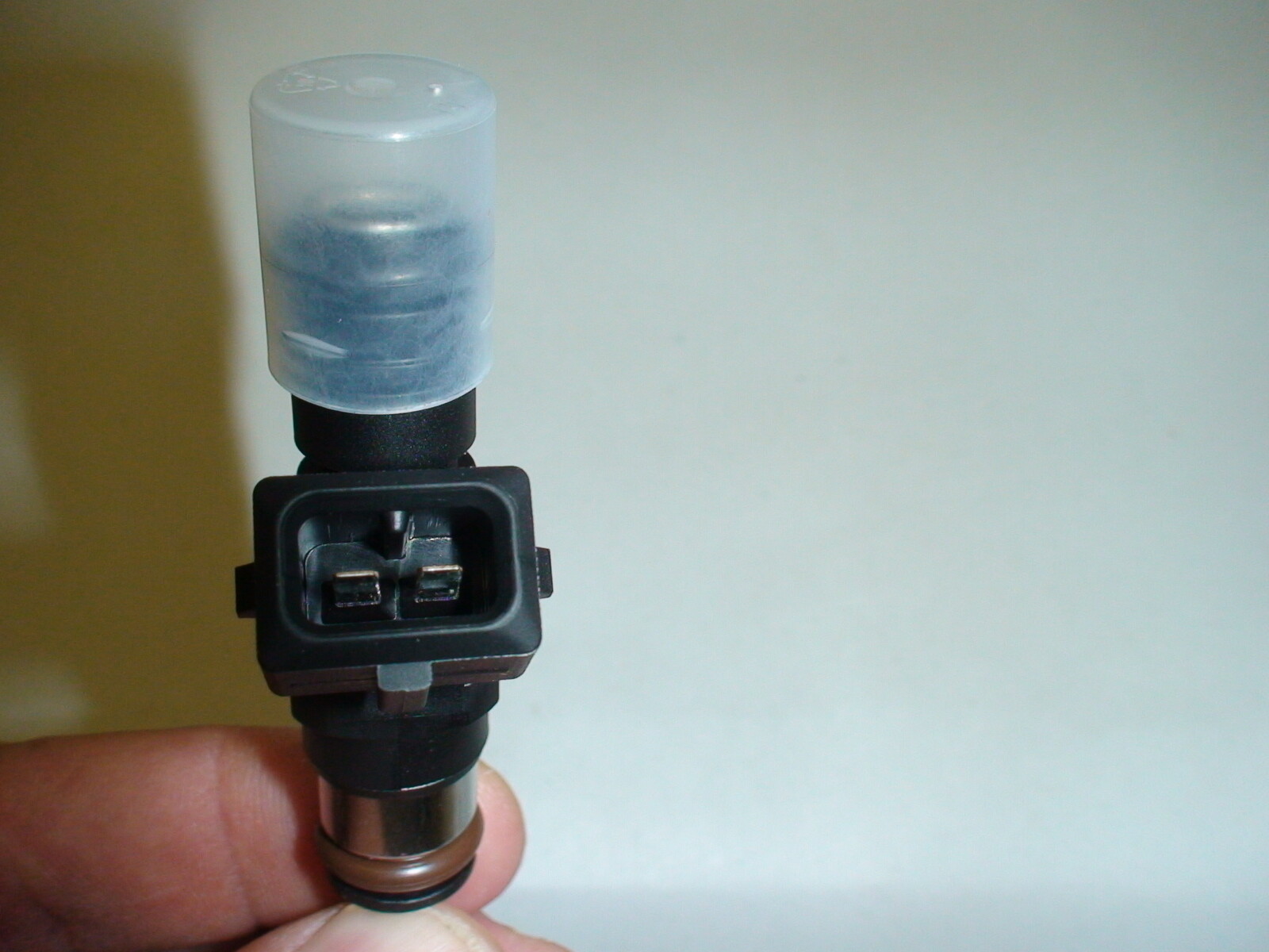 Genuine Authentic Bosch 0280158124 / 213635 fuel injector Ferrari 599 6.0L V12