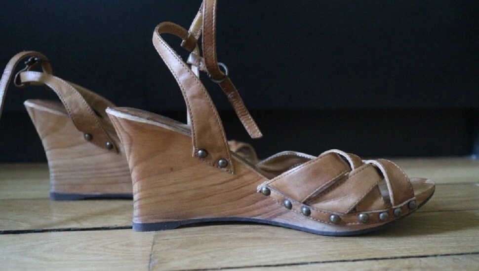 BELLE SANDALE COMPENSEE COLISEE DE SACHA COULEUR TAN TAILL 38 eBay