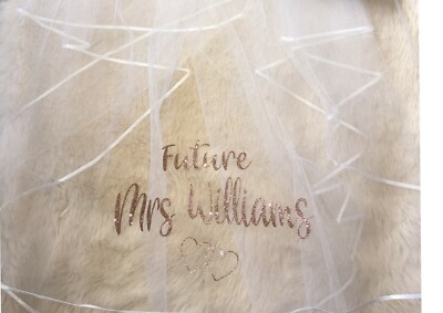 Personalisierter Future Mrs (Ihr Name) Druck Junggesellinnenabschied Schleier - GLITZER Design Herzen