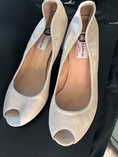 lanvin pumps