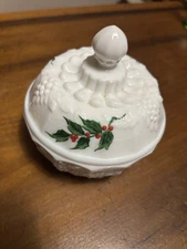 Vintage Christmas Westmoreland Milk Glass Lidded Candy Dish C-1096