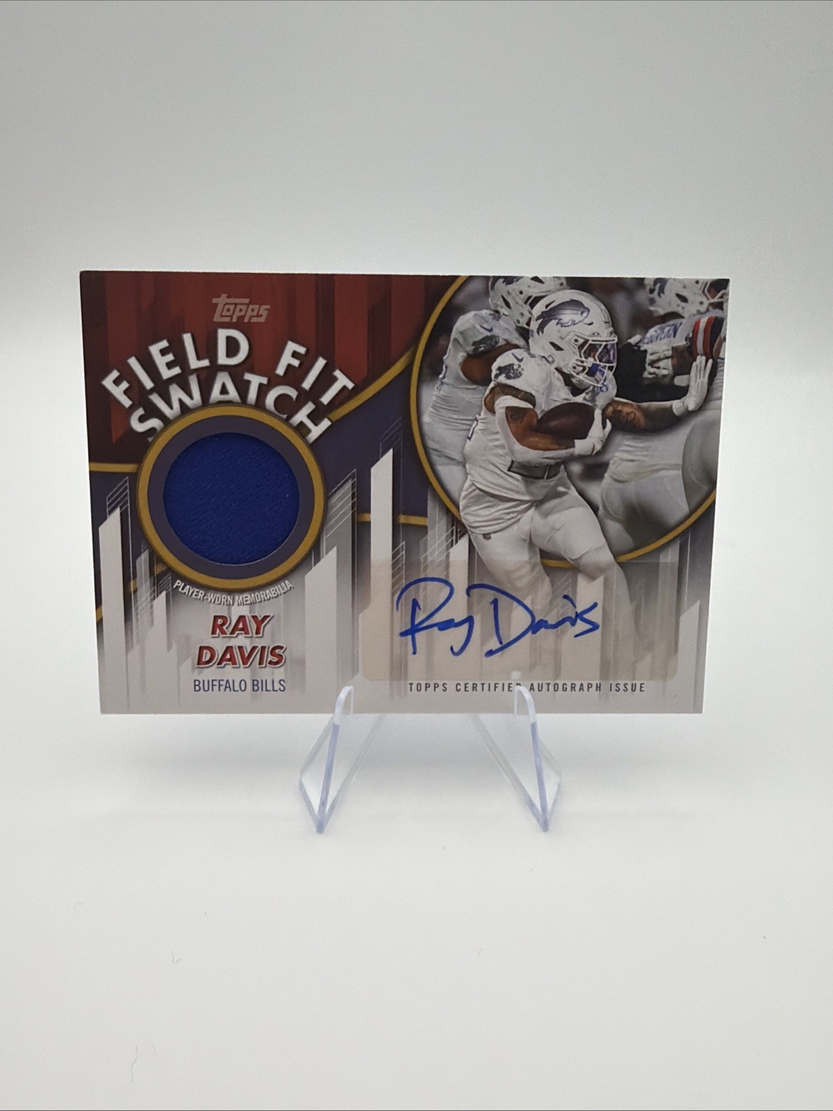 Topps 2026 Flagship Ray Davis Field Fit Swatch Auto Relic #FFSCAR-RD 20/50