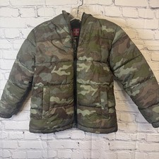 Swiss Tech Kids Green Camouflage Puffer Jacket Size 8