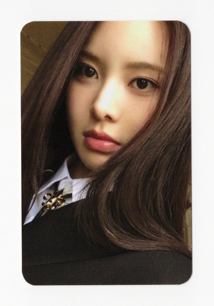 IZNA 2025 Photobook Dear. naya, From. izna [SOUNDWAVE] POB