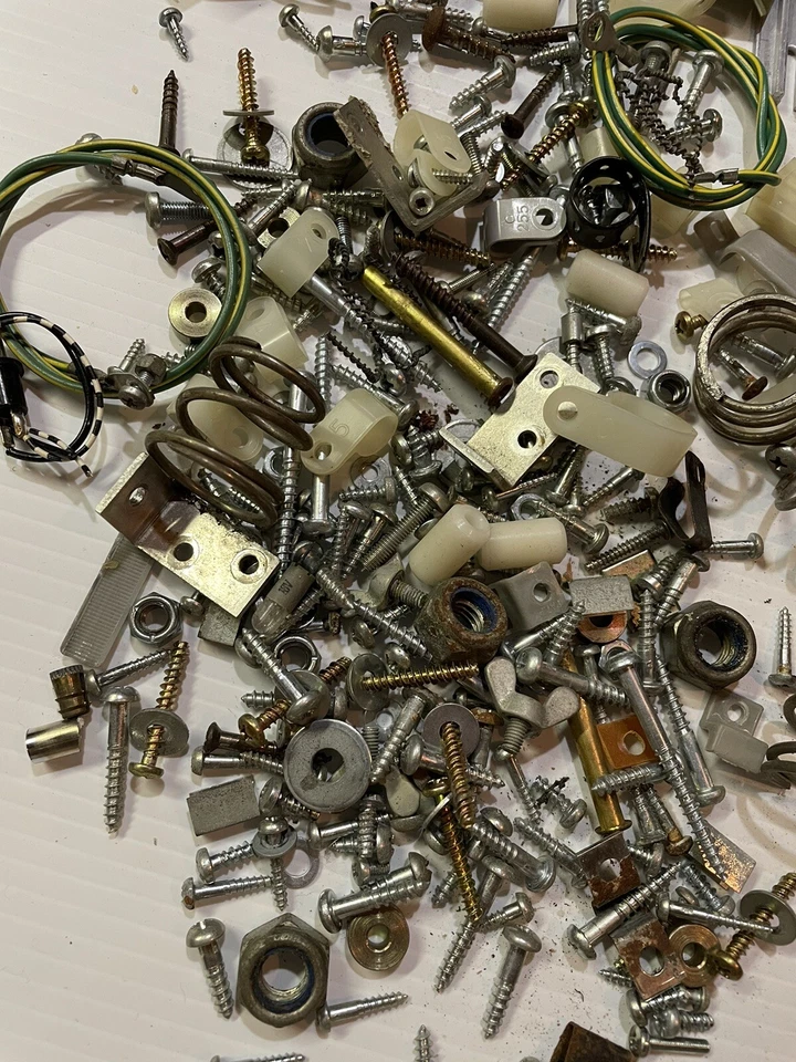 JUKEBOX NSM Prestige 160 Surtido Herrajes Tornillos Tuercas Pernos Placas Soportes Foto 4 de 4