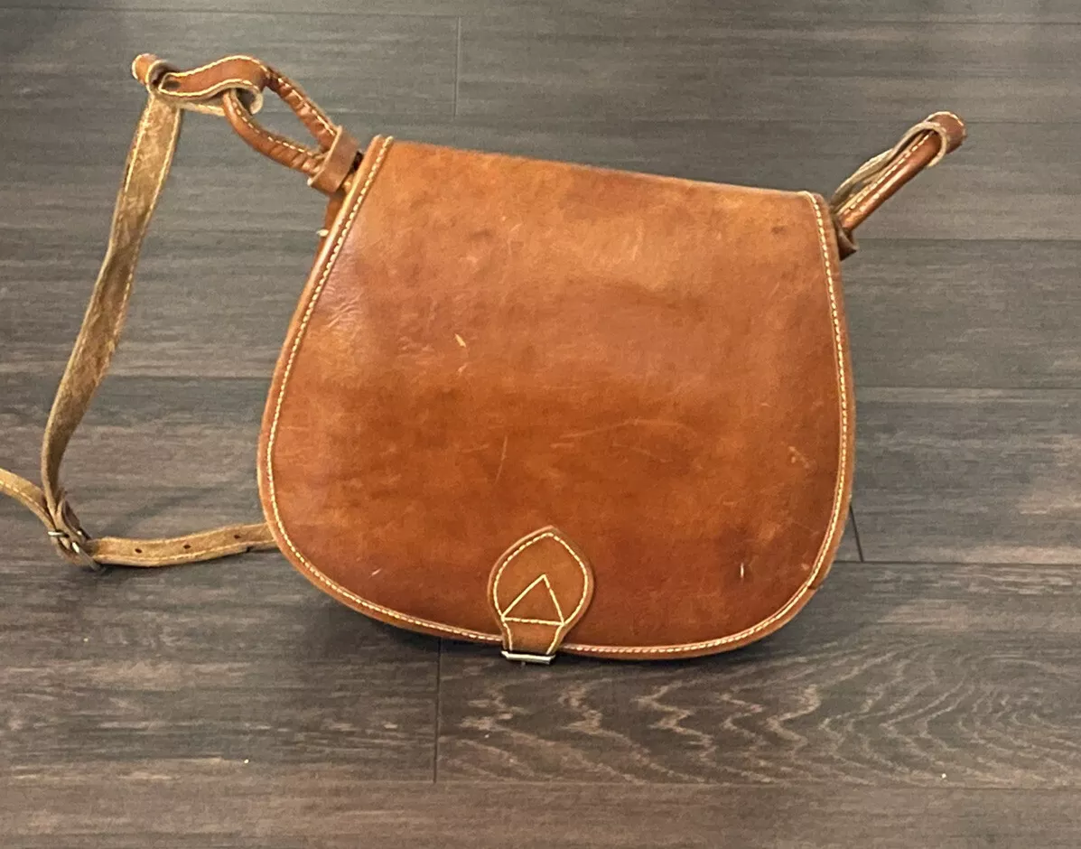 Vintage Camel Colored Brown Leather Cross Body Saddle Bag Purse Unbranded