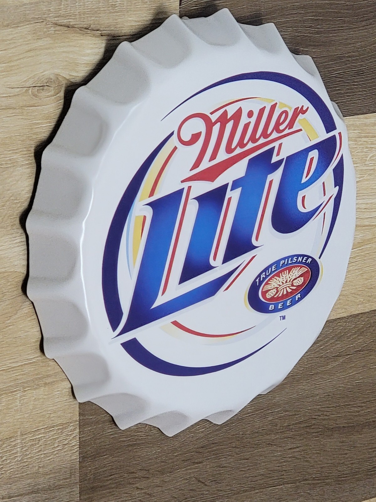 New Miller Lite Bottle Cap Metal Sign for Man Cave Cafe Bar Decor Beer