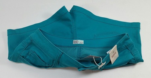 Women's shorts stretch inseam high rise 2.5 in Sizes 13 Nwt. - Picture 7 of 10