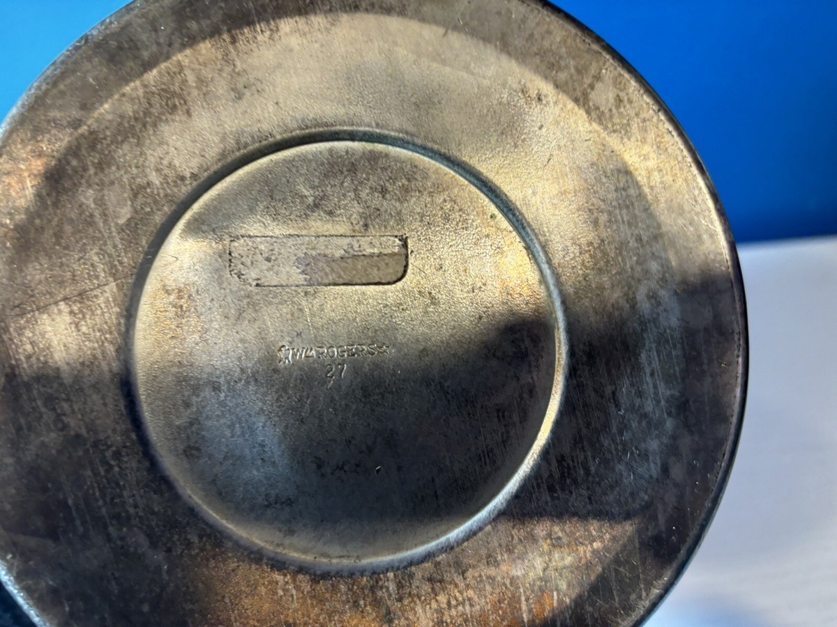 Silverplate Ice Bucket With Glass Liner And Top WM Rogers