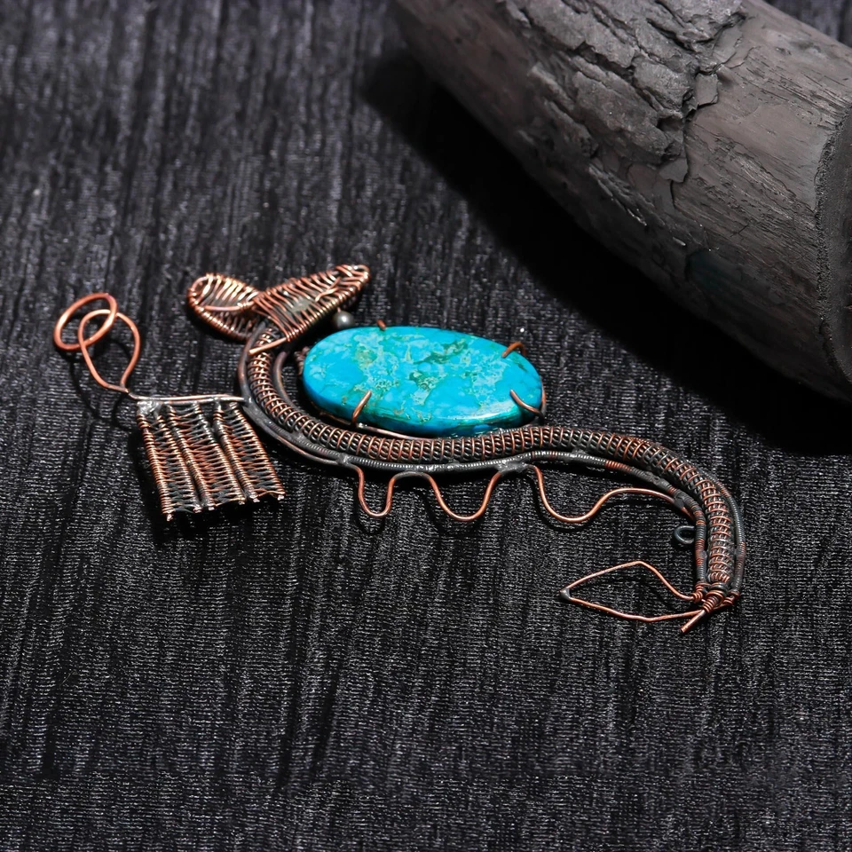 Colgante estilo elegante de cobre envuelto en alambre hecho a mano con piedras preciosas turquesa Arizona Foto 4 de 4